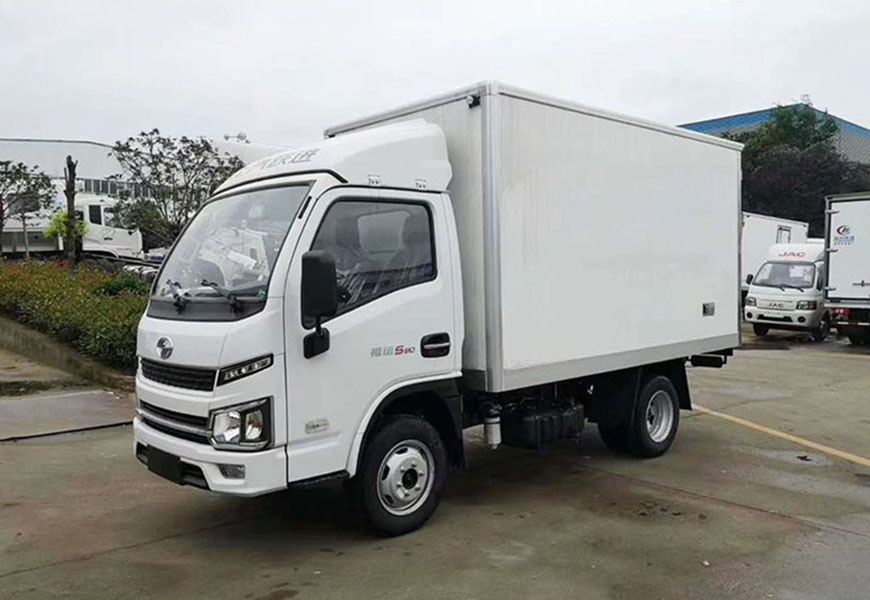 上汽躍進(jìn)福運(yùn)S80柴油版冷藏車 國六